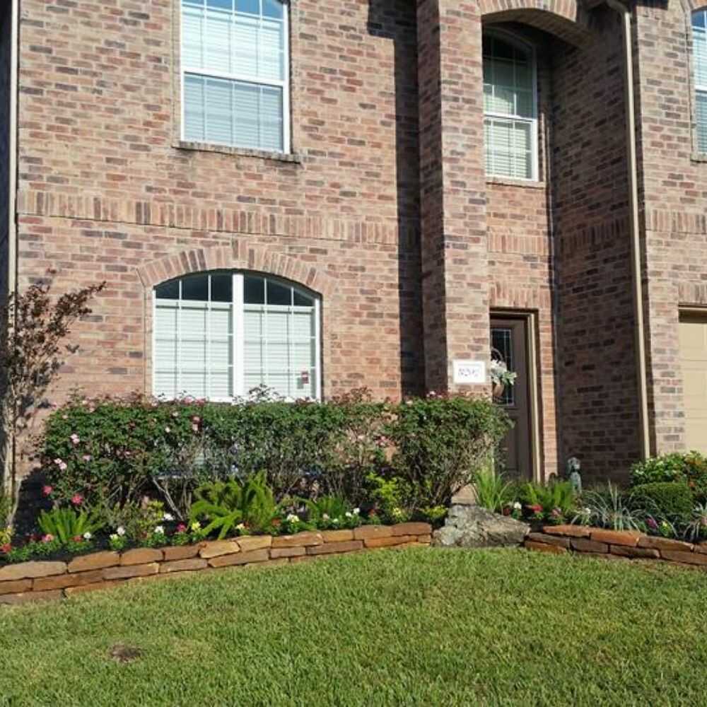 Professional Landscape Service in Magnolia, TX - Juarez Landscape Service (6)